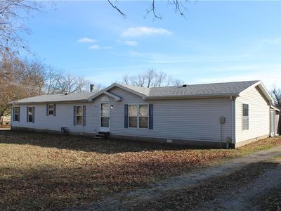 401 S Carbon St, Girard, KS, 66743