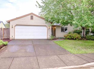 2873 S 7th Pl, Lebanon, OR 97355