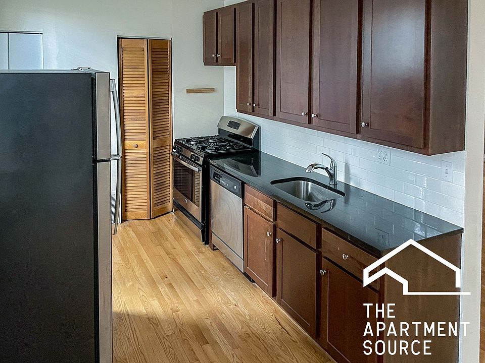 1st image of 1212 W Wrightwood Ave #3