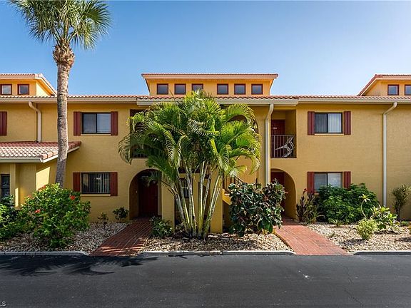 2nd image of 9871 Citadel Ln Unit 203