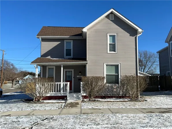 208 N 6th St, Byesville, OH 43723