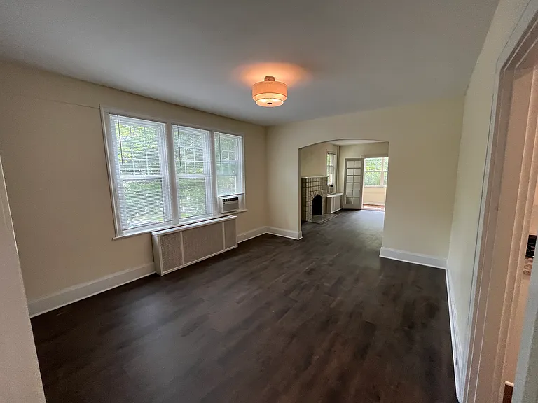 1304 Paxton Ave #1 — Photo 7