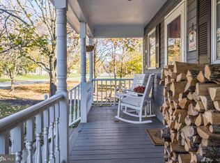 49 Lafayette St, Hopewell, NJ 08525