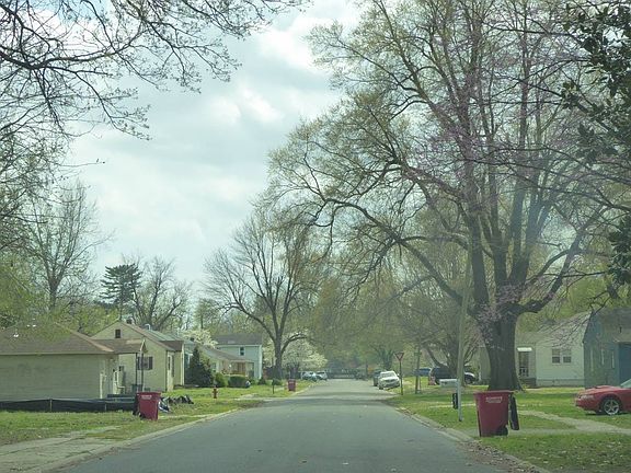 4th image of 722 Vernon Ave