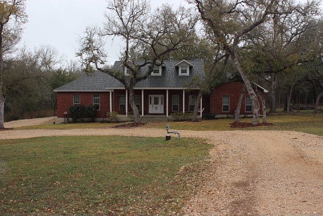 1st image of 185 Oak Hill Dr