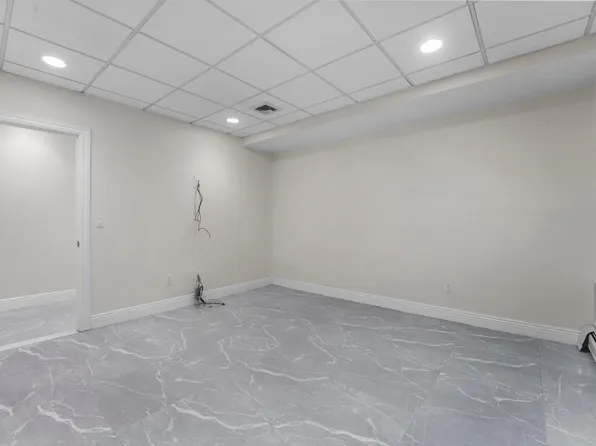 1 Euclid Road image 39 of 50