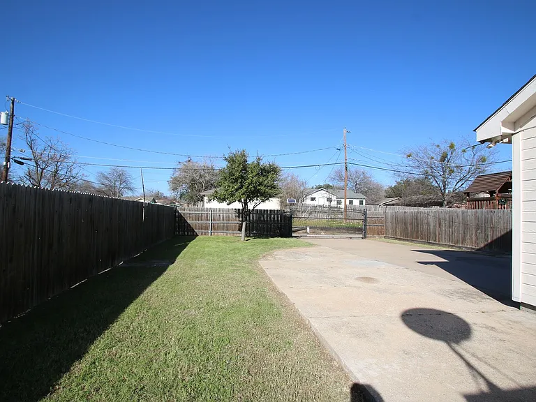 5036 Diaz Ave — Photo 27
