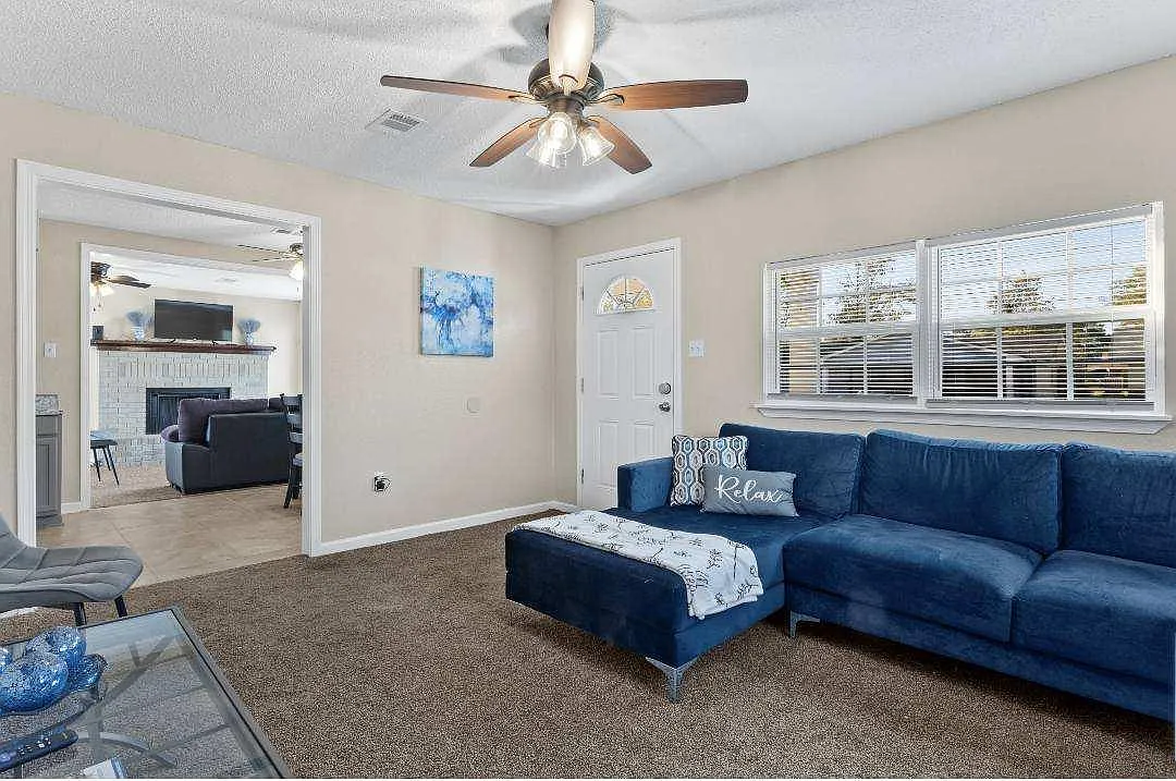 3612 Meadowlark Dr — Photo 3