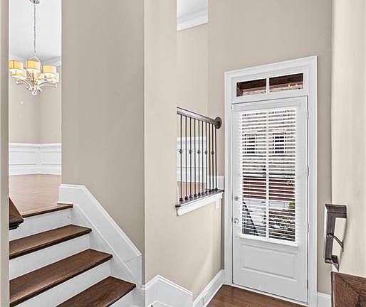 5th image of 4767 Laurel Walk