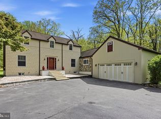 1010 Nicole Dr, Newtown Square, PA 19073