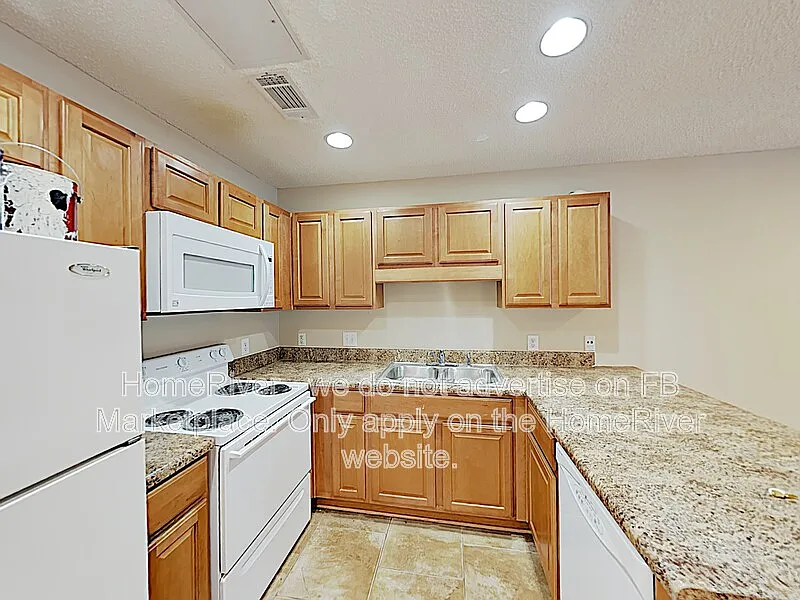 8435 Chisholm Rd — Photo 3