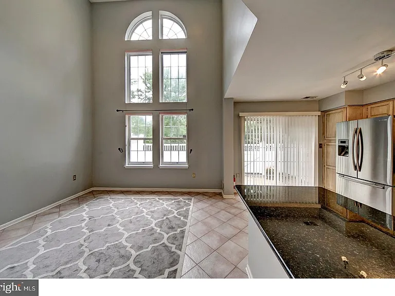 406 Pebble Creek Ct — Photo 9