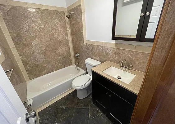 Rented by H L Dynasty Real Estate Corp | media 17