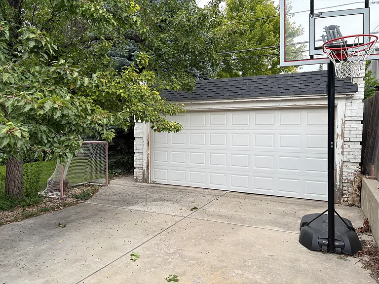 2-Car Detached Remote controlled Garage with Private Driveway