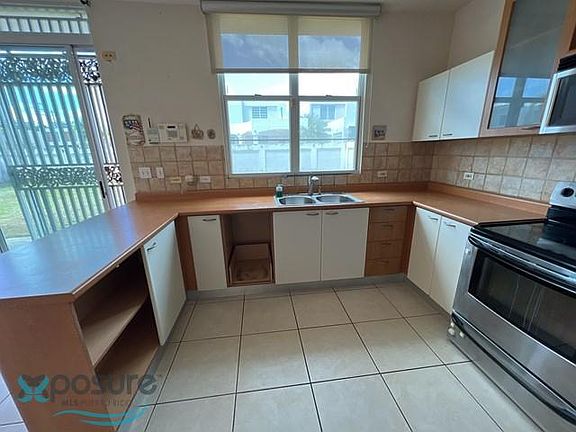 4th image of Plantio Avenue P Del Prad