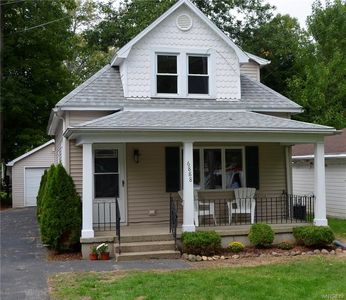 6888 Wellington Dr, Derby, NY, 14047