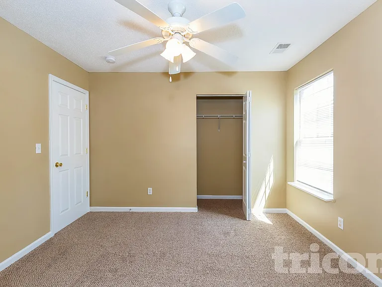 153 Cottage Lake Way — Photo 10