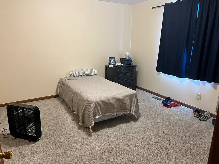 712 N Rueth Dr — Photo 10