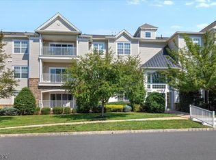 4204 Chesterwood Way, Somerset, NJ 08873