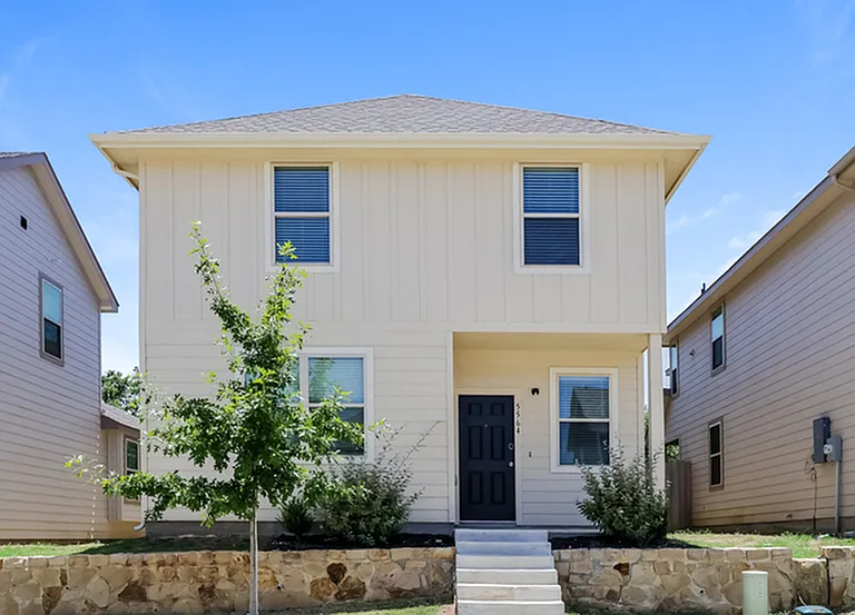 5564 Willamette Dr — Photo 1