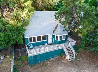 22865 Azalia Ln, Crestline, CA 92325