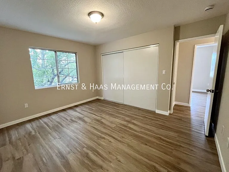 9515 Harvard St #C — Photo 10