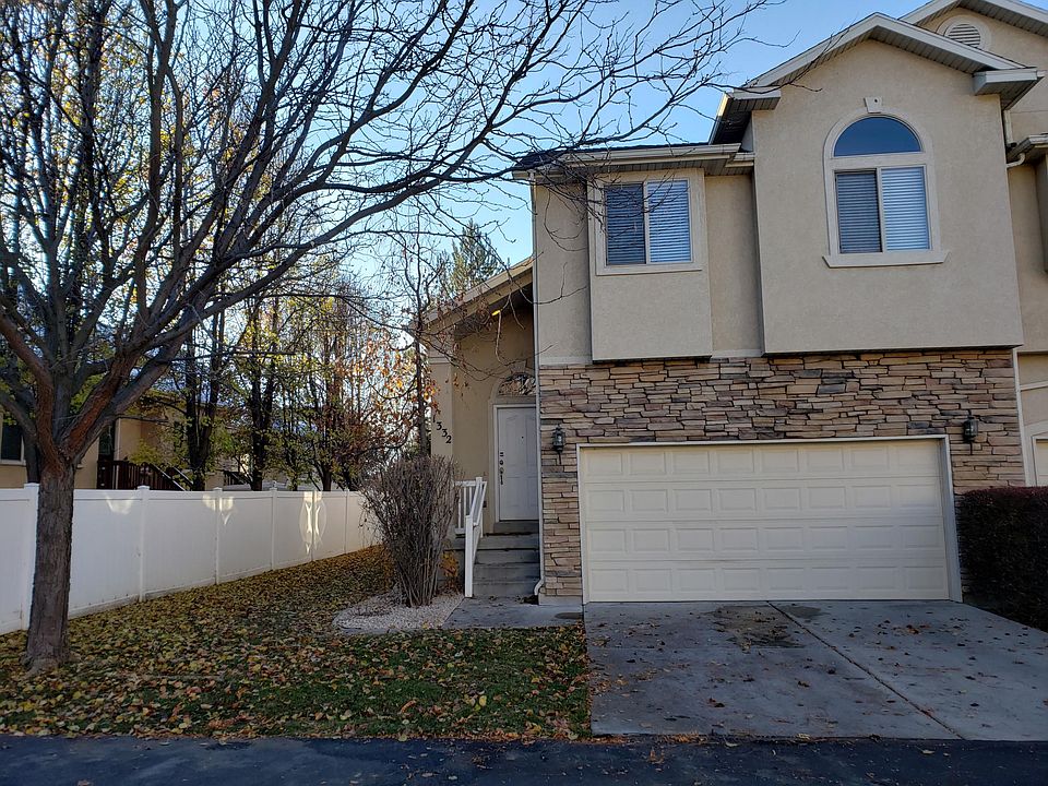 1st image of 1332 E Old Maple Ct