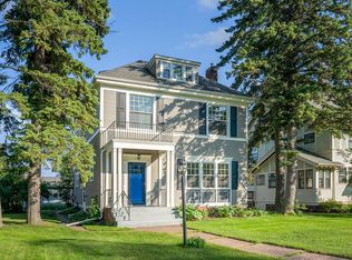 2420 E 4th St, Duluth, MN 55812