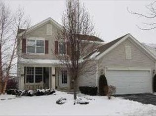 70 Leadville Ln, Gilberts, IL 60136