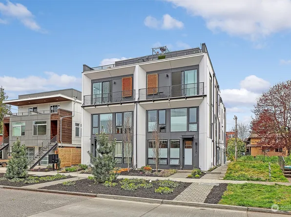 2604 45th Avenue SW #C, Seattle, WA 98116