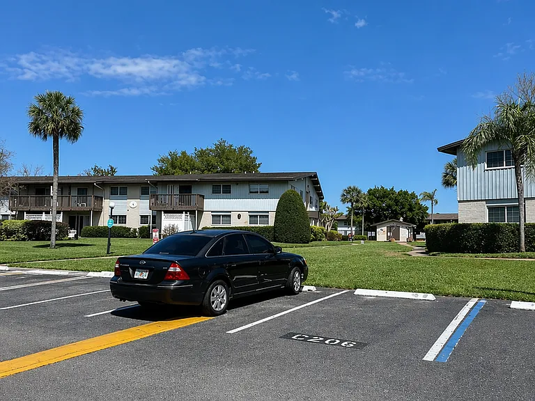 1695 Lee Rd #C206 — Photo 15