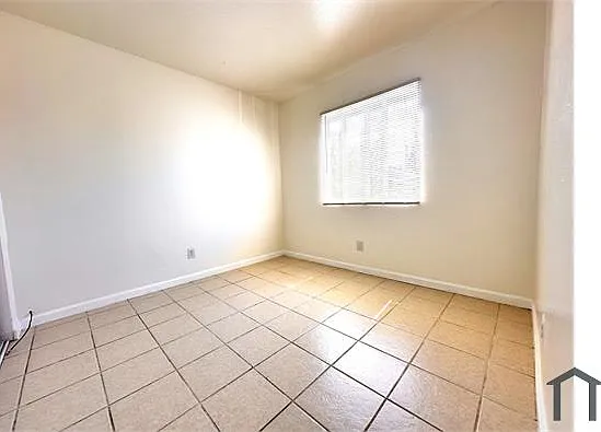 3421 68th Ave #6 — Photo 24
