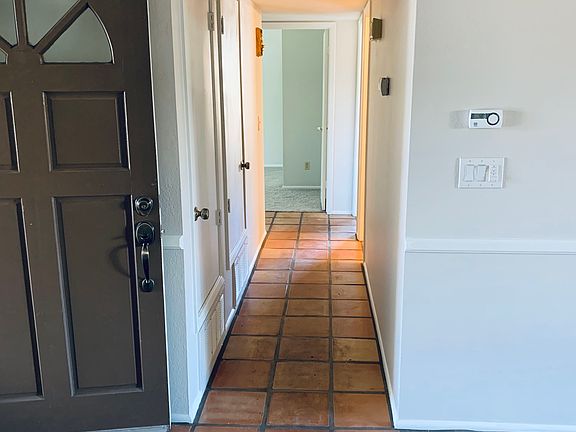 Hallway to bedrooms