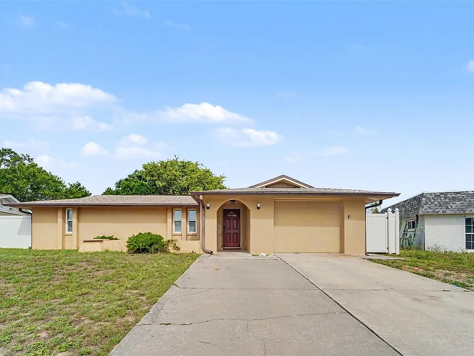 7612 Dale Dr