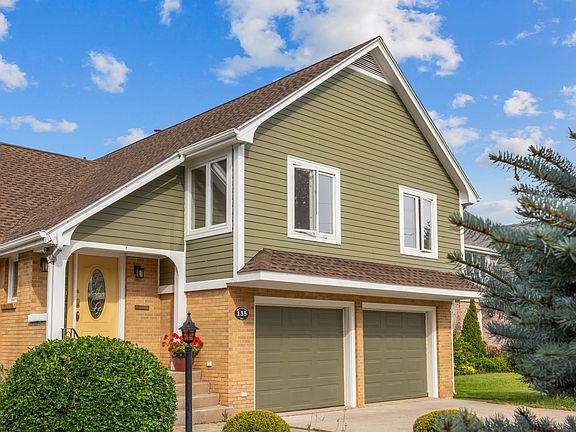5th image of 135 Queen Elizabeth Dr