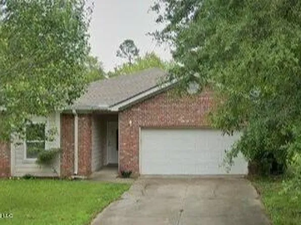 6072 Covington St, Bay Saint Louis, MS 39520