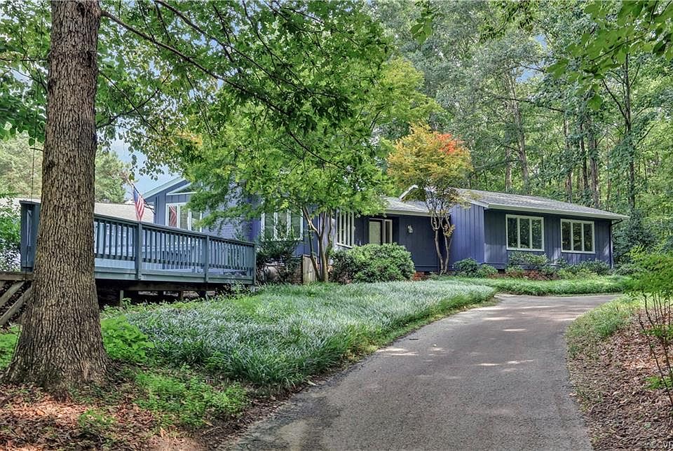 1st image of 14248 Hickory Oaks Ln