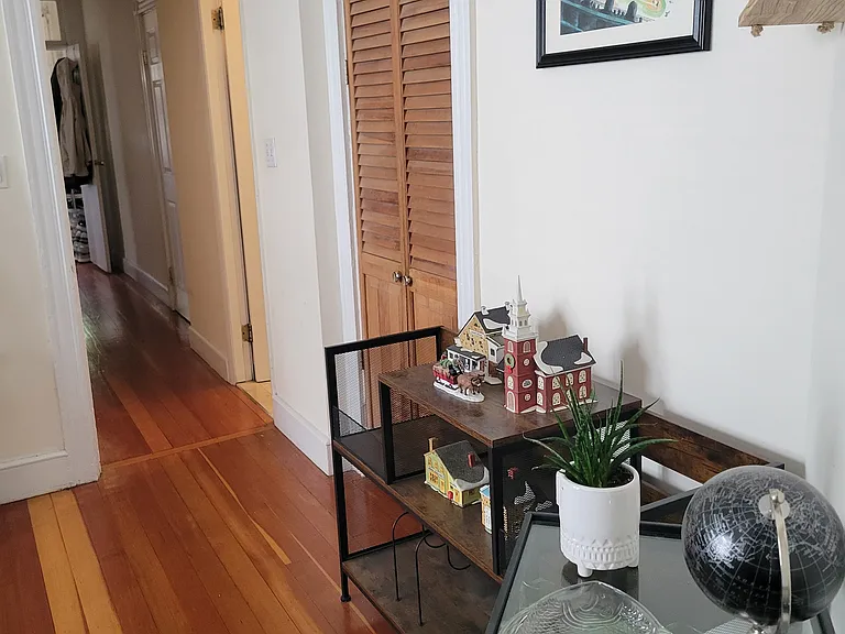 68 Plymouth St — Photo 5