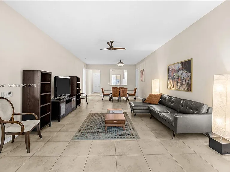 38 Harbour Isle Dr #104 — Photo 10