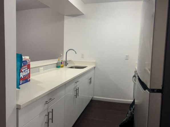 1215 Shakespeare Ave FLOOR 2