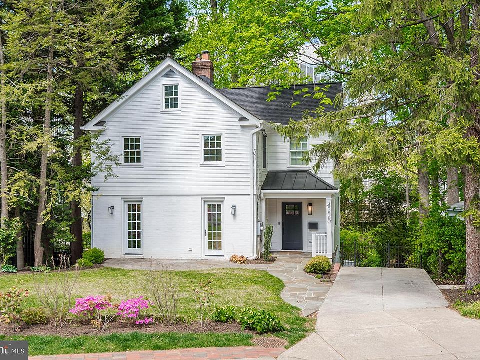 1st image of 4225 Oakridge Ln