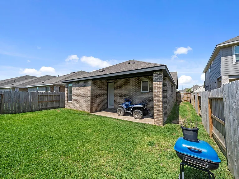 6715 Iron Clover Dr — Photo 10