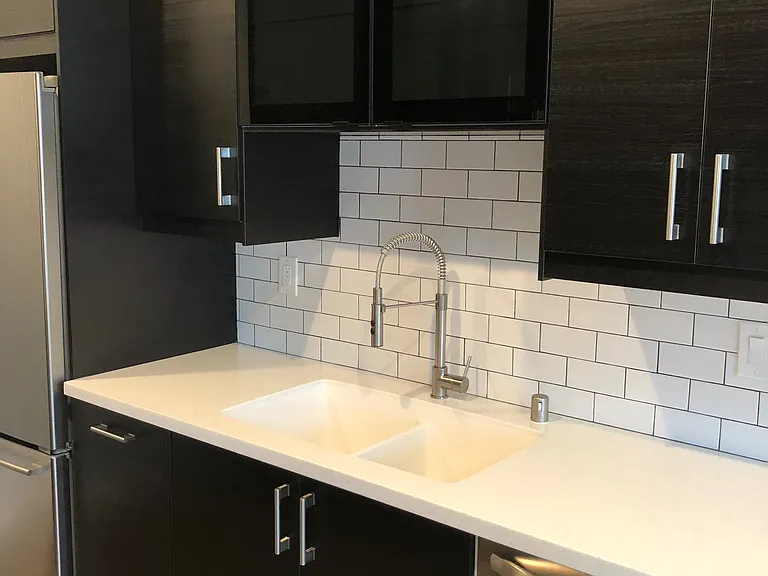 13435 Burbank Blvd #14 — Photo 3