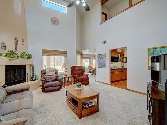 4th image of 5327 La Colonia Dr NW