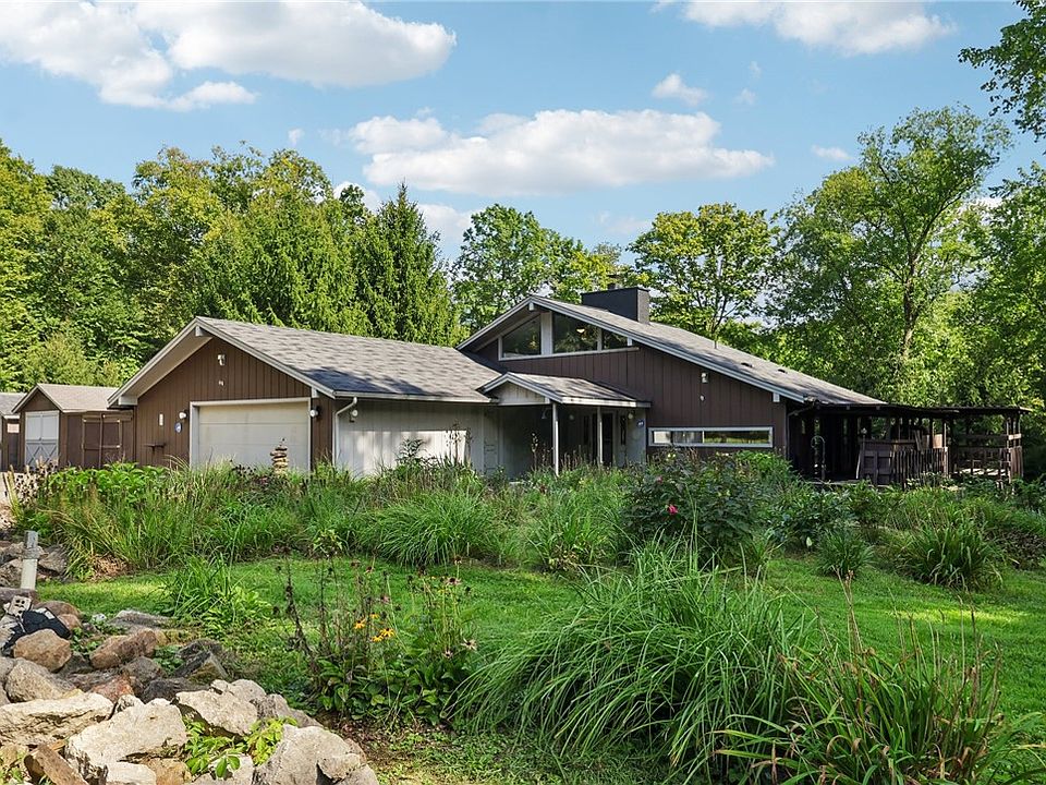 1st image of 3132 Lake Rd