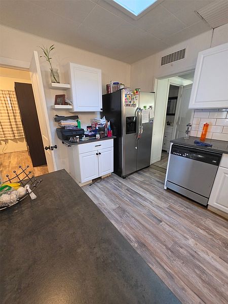 5th image of 229 Pike Street NE