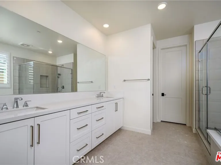 7365 Autumn Ct — Photo 8