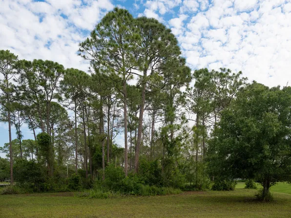 10638 Sugar Pine Drive, Fort Pierce, FL 34945