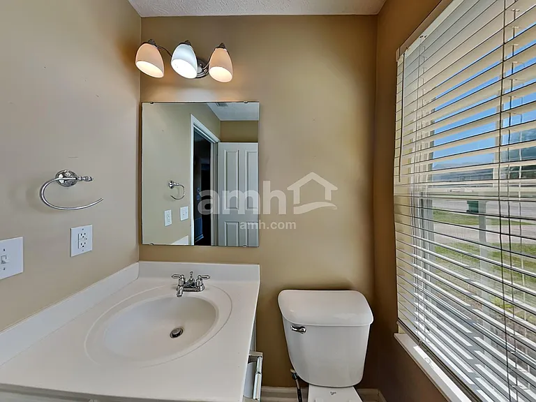 12700 Hearthstone Dr — Photo 14