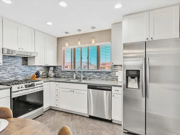 9422 Terrywood Rd, Santee, CA 92071